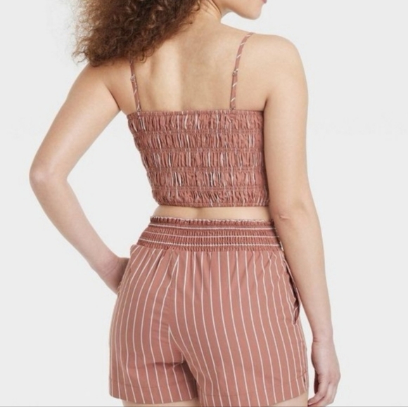 ♡ A New Day Brown Striped Smocked Crop Top Size Medium NWT - Picture 2 of 10